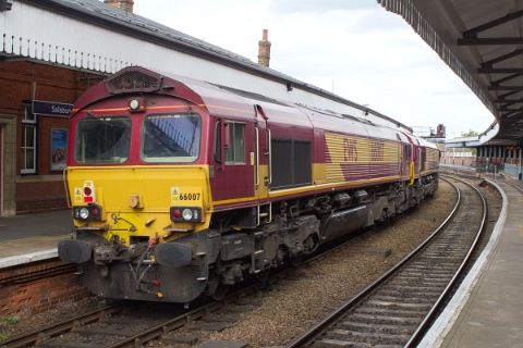 DBS class 66 no. 66007 at Salisbury